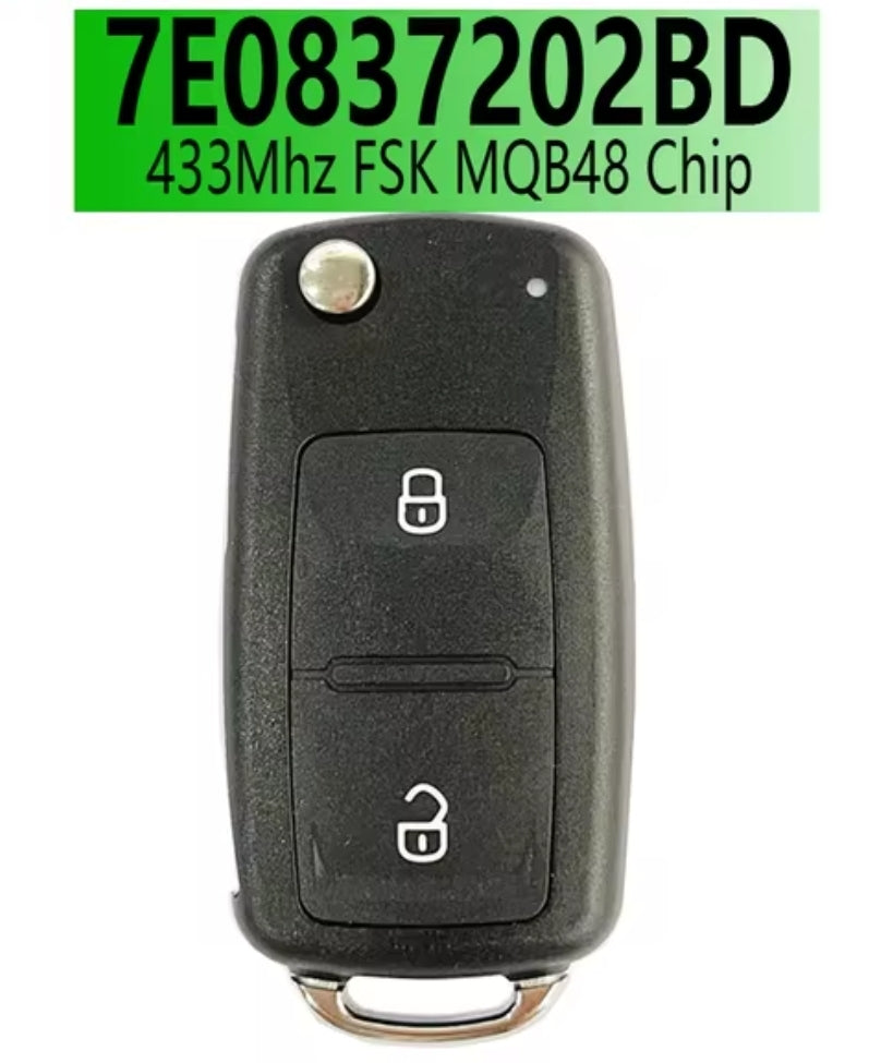 (433Mhz) 7E0837202BD Flip Remote Key For VW Amarok Transporter T6 2018+