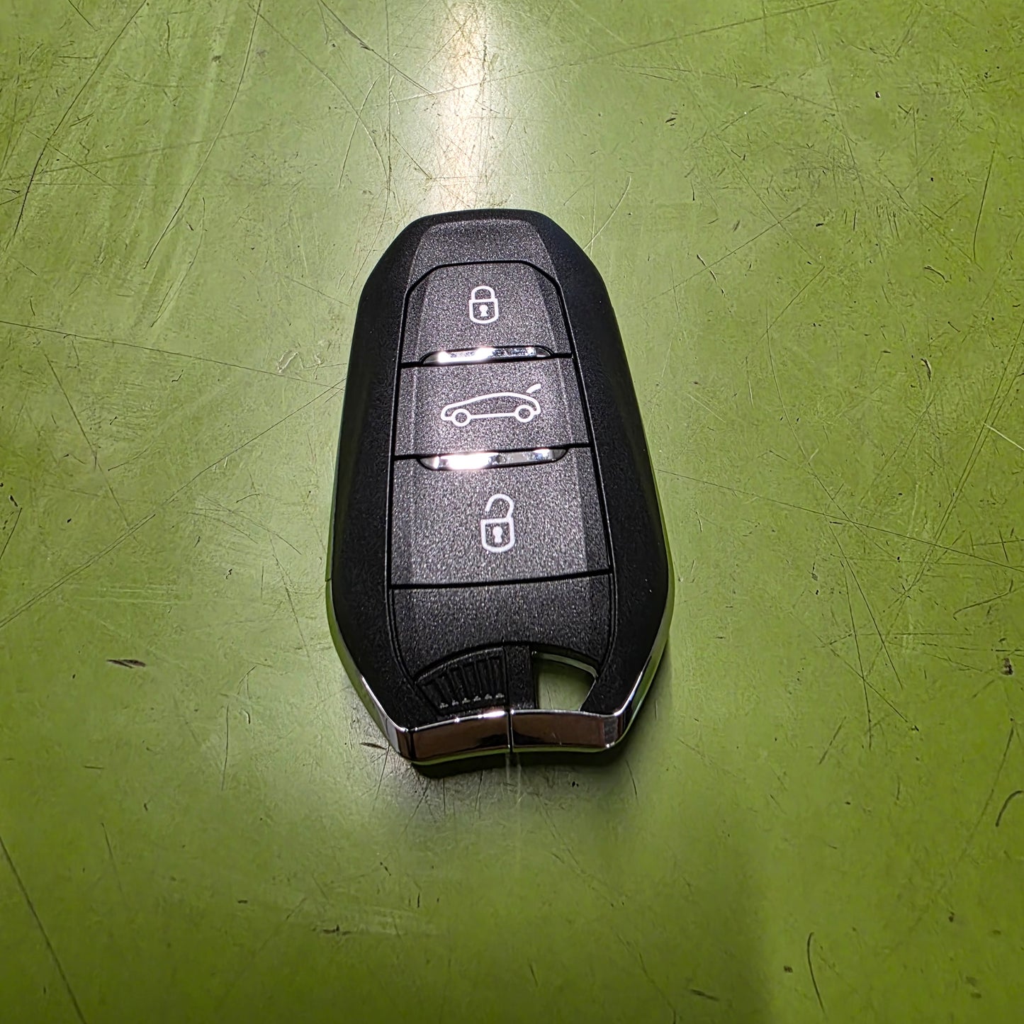Peugeot Prox keys adjustable PLEASE SPECIFY BOOT OR HEADLAMP